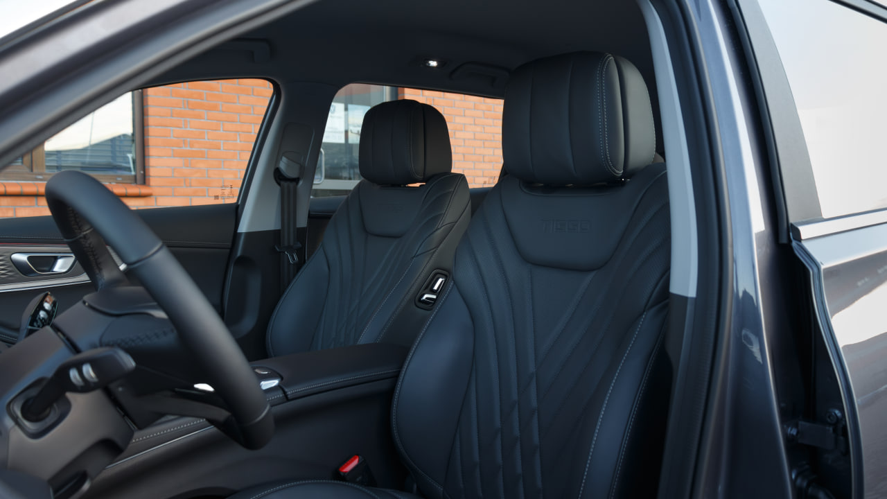 Машина Chery 8 Tiggo PRO '24 7 мест