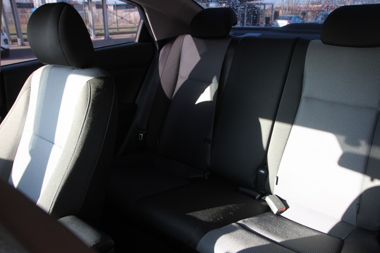 Машина Hyundai Solaris '24