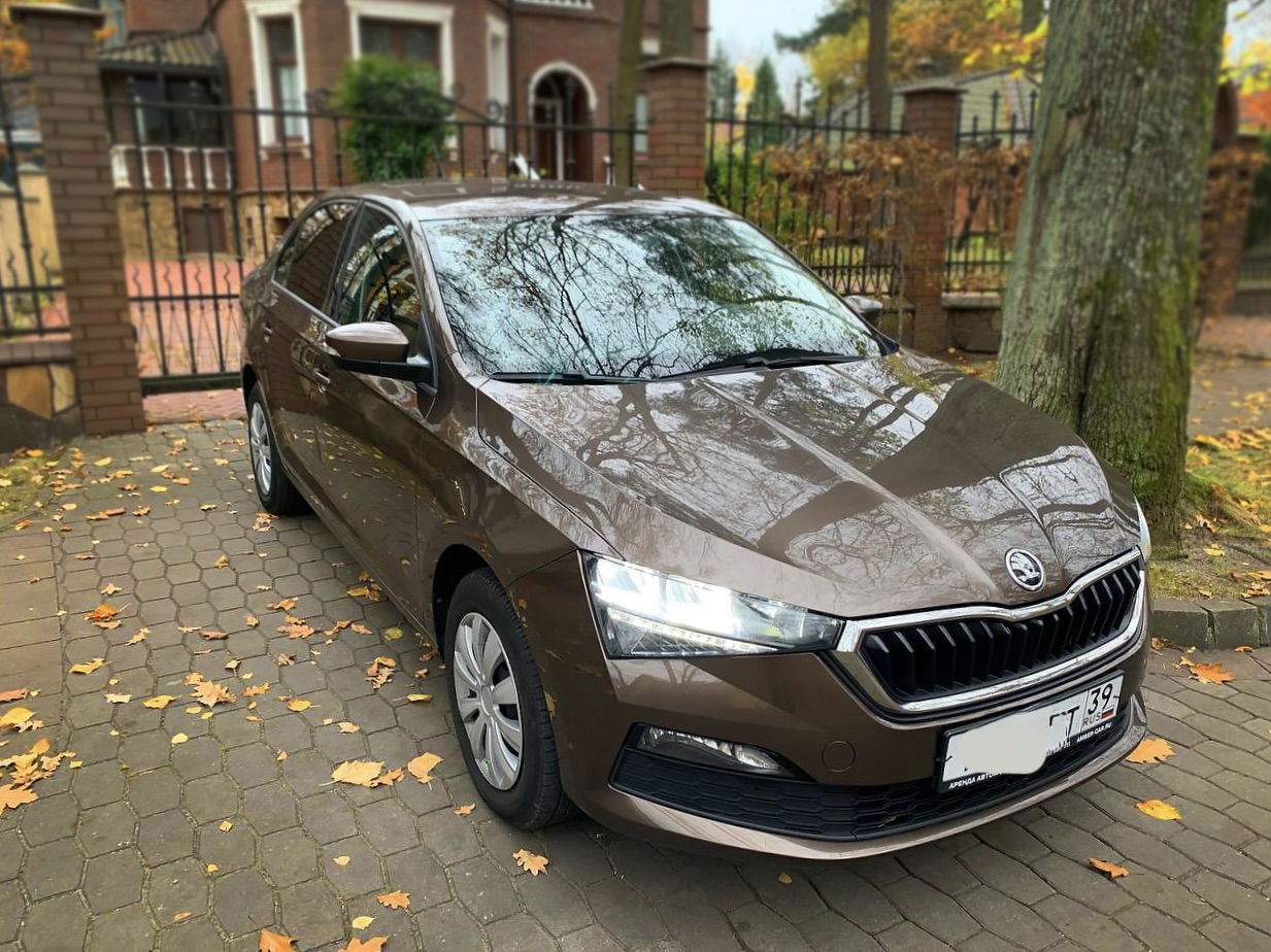Машина Skoda Rapid '22